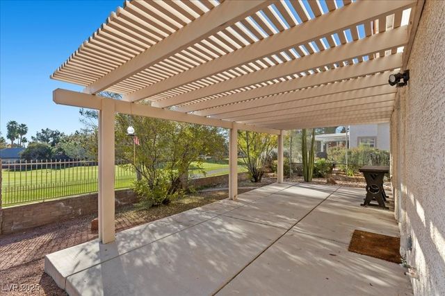 5216 Desert Star Drive, Las Vegas, NV 89130