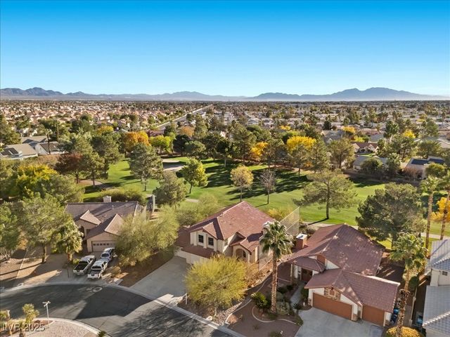 5216 Desert Star Drive, Las Vegas, NV 89130