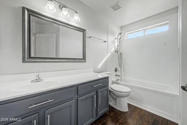 2233 E SOFT WIND Drive, Phoenix, AZ 85024