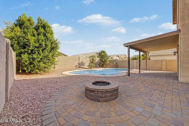 2233 E SOFT WIND Drive, Phoenix, AZ 85024