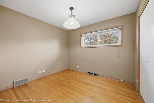 3S328 Juniper Lane, Glen Ellyn, IL 60137