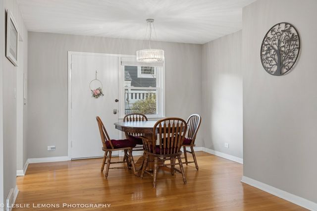 3S328 Juniper Lane, Glen Ellyn, IL 60137