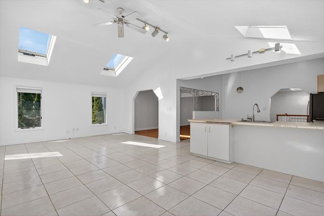 25 Gloversbrook Rd, Randolph, MA 02368