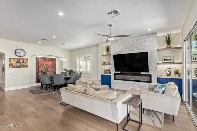 14372 W CYPRESS Street, Goodyear, AZ 85395