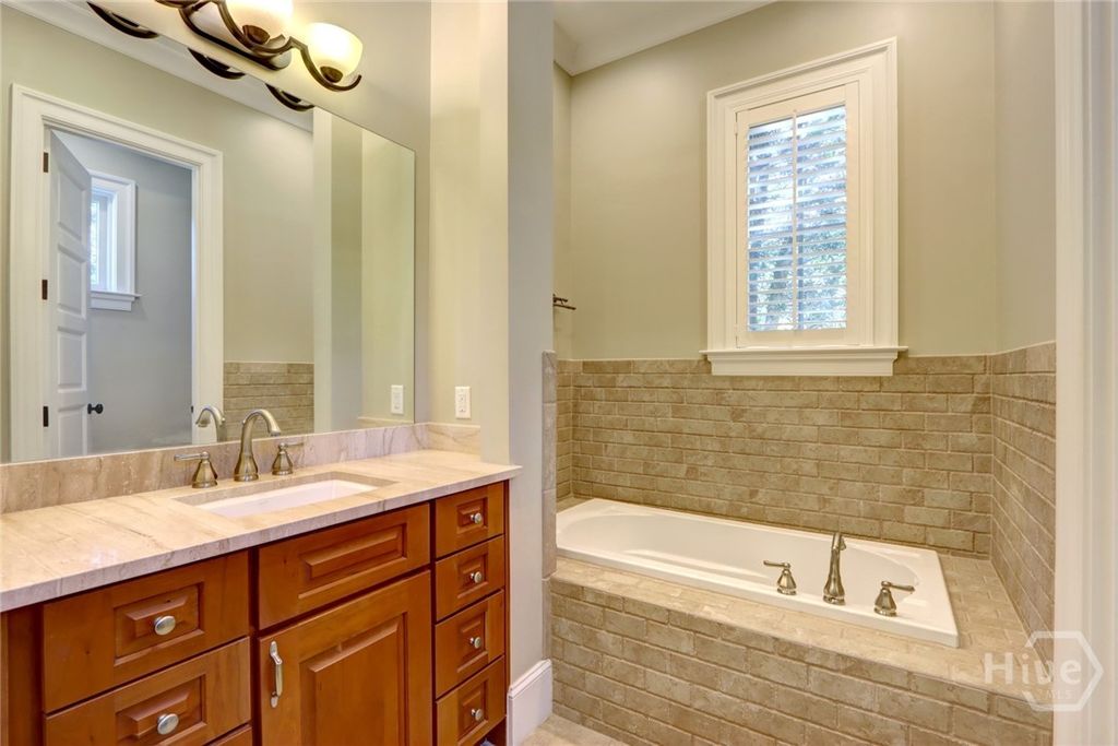 Image 33 of property listing at 179 Spanton Crescent, Pooler, GA 31322