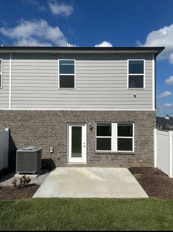 1906 Cascade Ct, Lebanon, TN 37087