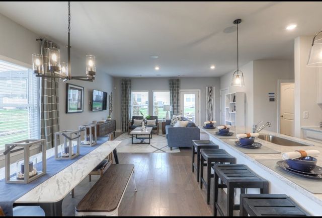 1906 Cascade Ct, Lebanon, TN 37087