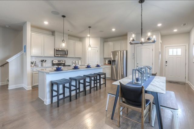 1906 Cascade Ct, Lebanon, TN 37087