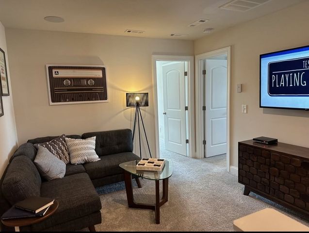 1906 Cascade Ct, Lebanon, TN 37087