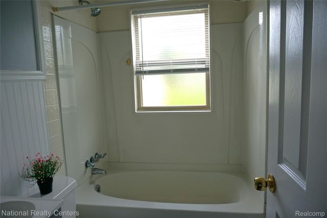 18505 DEERING, Livonia, MI 48169