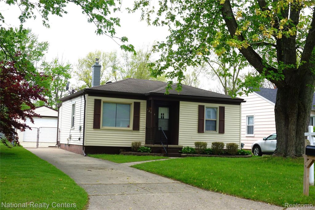 18505 DEERING, Livonia, MI 48169