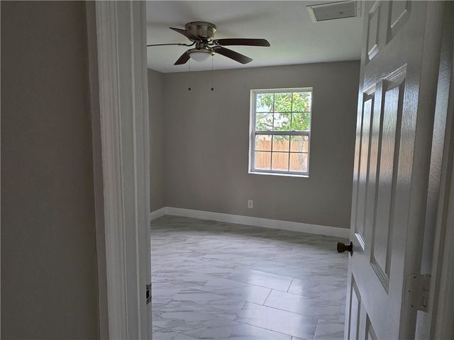 795 Rolling Hill Drive, Sebastian, FL 32958