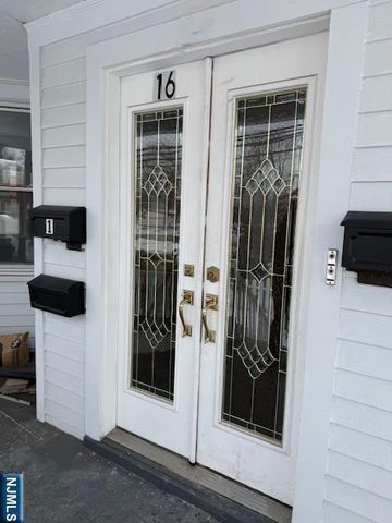 16 Central 1, Bergenfield, NJ 07621