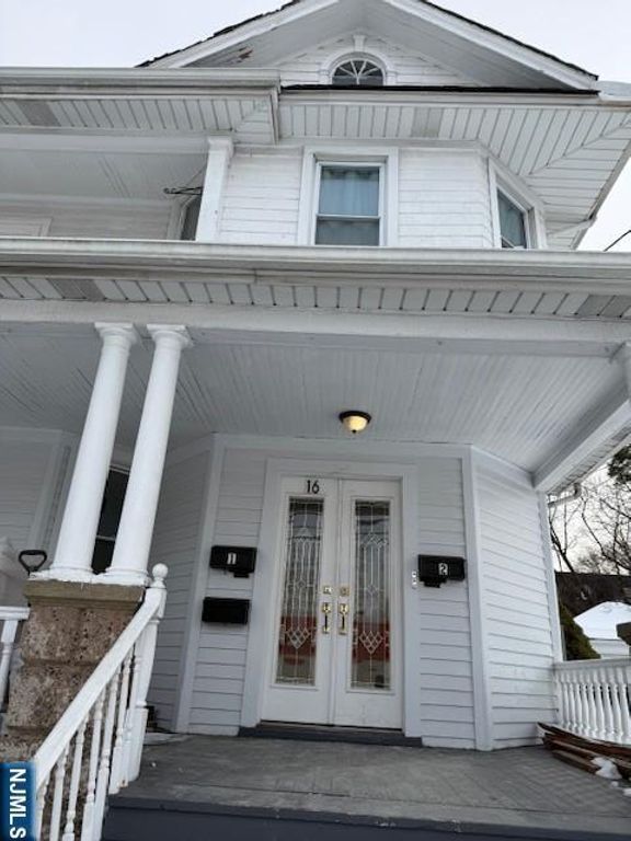 16 Central 1, Bergenfield, NJ 07621