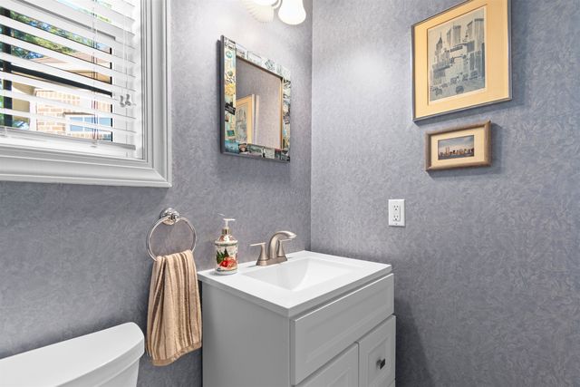 280 Oatland Lake Rd., Pawleys Island, SC 29585