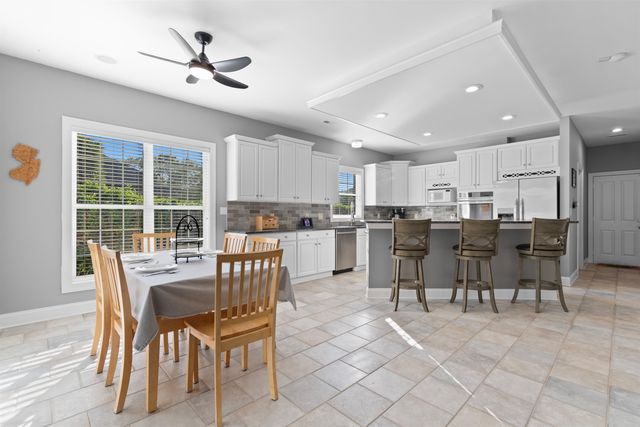 280 Oatland Lake Rd., Pawleys Island, SC 29585