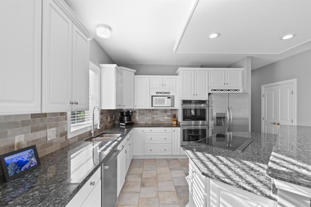 280 Oatland Lake Rd., Pawleys Island, SC 29585