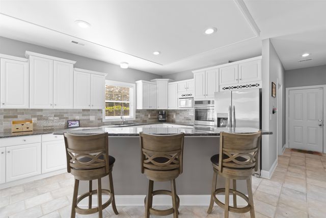 280 Oatland Lake Rd., Pawleys Island, SC 29585