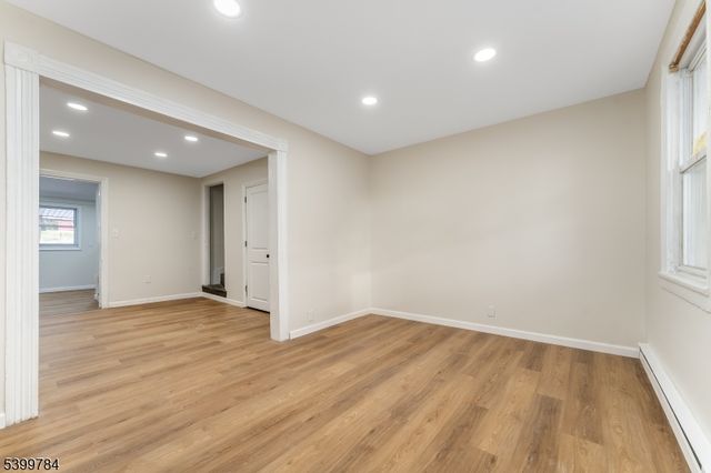 253 Washington St, Phillipsburg Town, NJ 08865