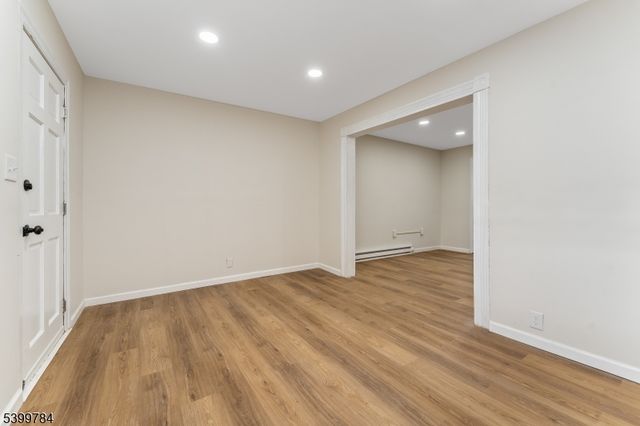 253 Washington St, Phillipsburg Town, NJ 08865