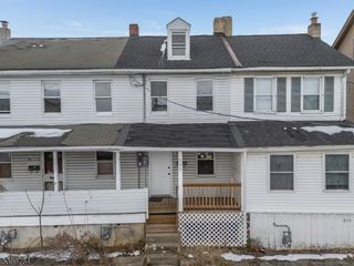 253 Washington St, Phillipsburg Town, NJ 08865
