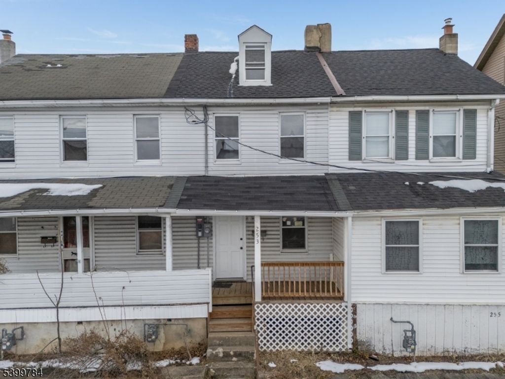 253 Washington St, Phillipsburg Town, NJ 08865