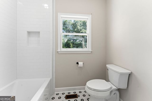 204 St. Anthony's, Macon, GA 31220