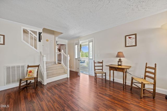 557 Olives Chapel Road, Apex, NC 27502