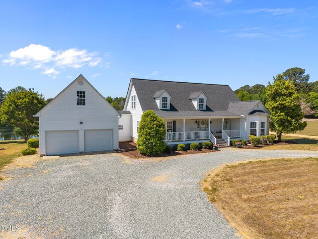 557 Olives Chapel Road, Apex, NC 27502