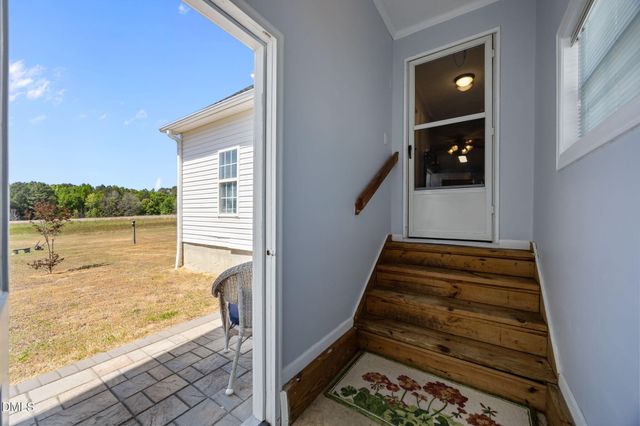 557 Olives Chapel Road, Apex, NC 27502