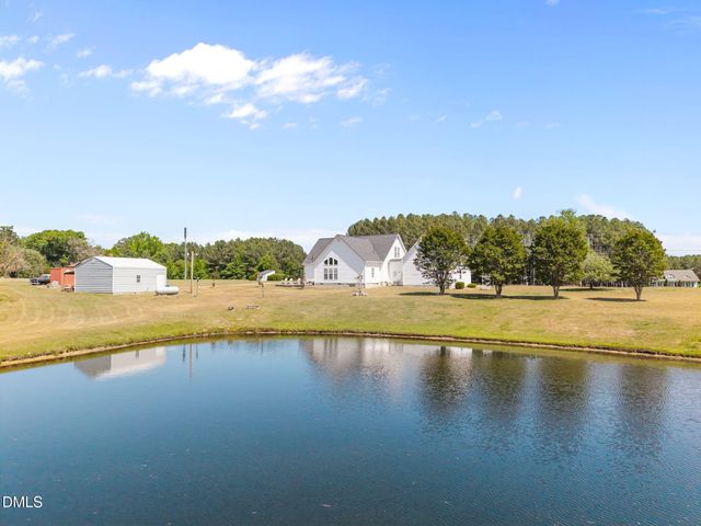 557 Olives Chapel Road, Apex, NC 27502
