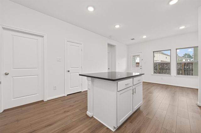 1410 Cecilia Vines Drive, Conroe, TX 77301