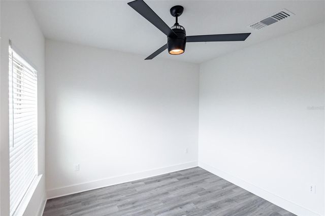 1420 LAKEFRONT DRIVE 2204, Sarasota, FL 34240