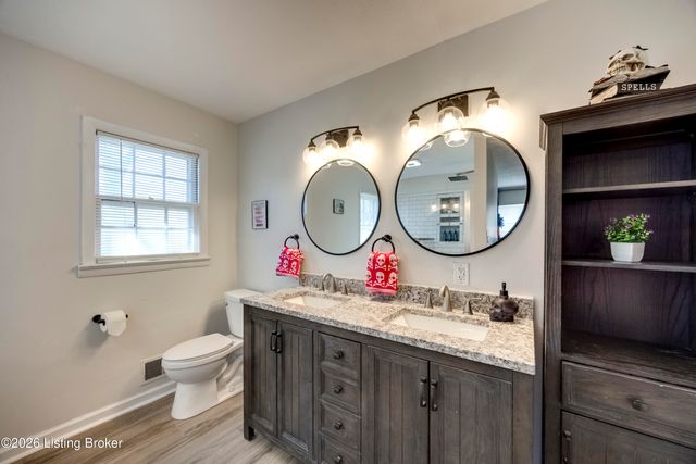 5906 Outer Loop, Louisville, KY 40219