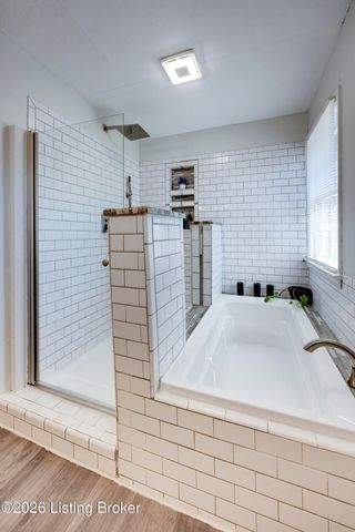 5906 Outer Loop, Louisville, KY 40219