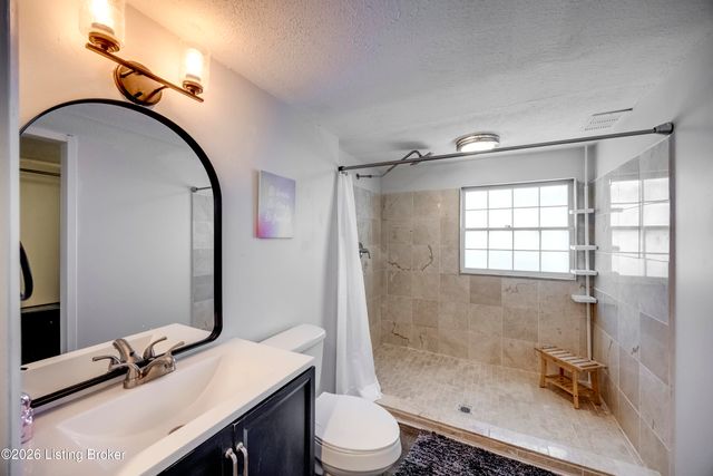 5906 Outer Loop, Louisville, KY 40219