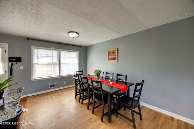 5906 Outer Loop, Louisville, KY 40219