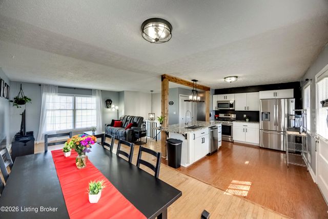 5906 Outer Loop, Louisville, KY 40219