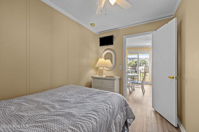 1904 E Fort Macon Road 111, Atlantic Beach, NC 28512