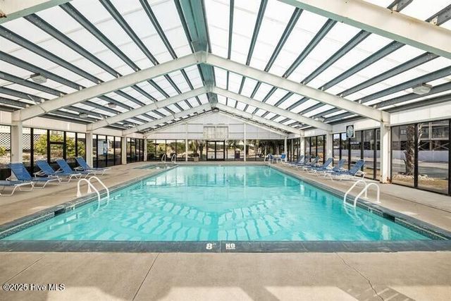 1904 E Fort Macon Road 111, Atlantic Beach, NC 28512