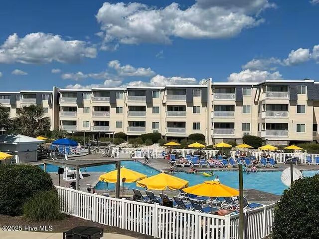 1904 E Fort Macon Road 111, Atlantic Beach, NC 28512