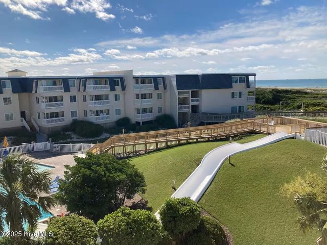 1904 E Fort Macon Road 111, Atlantic Beach, NC 28512