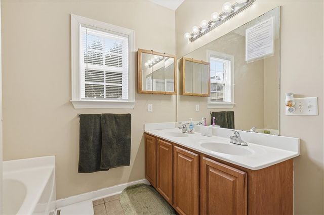 116 Kingsdale Court, Simpsonville, SC 29680