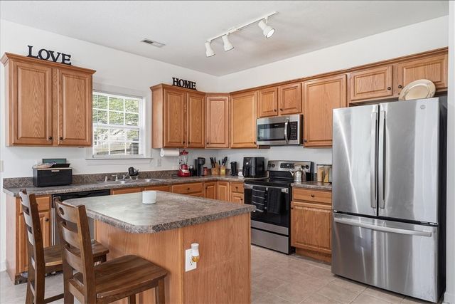 116 Kingsdale Court, Simpsonville, SC 29680