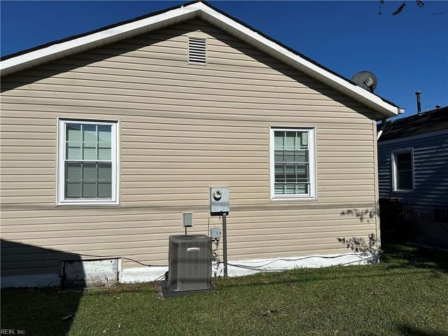 1113 Matthew Henson ST, Norfolk, VA 23505