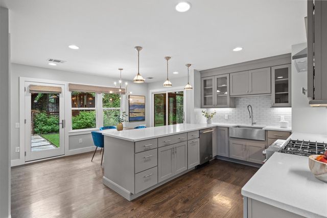 7311 Grover Ave, Austin, TX 78757