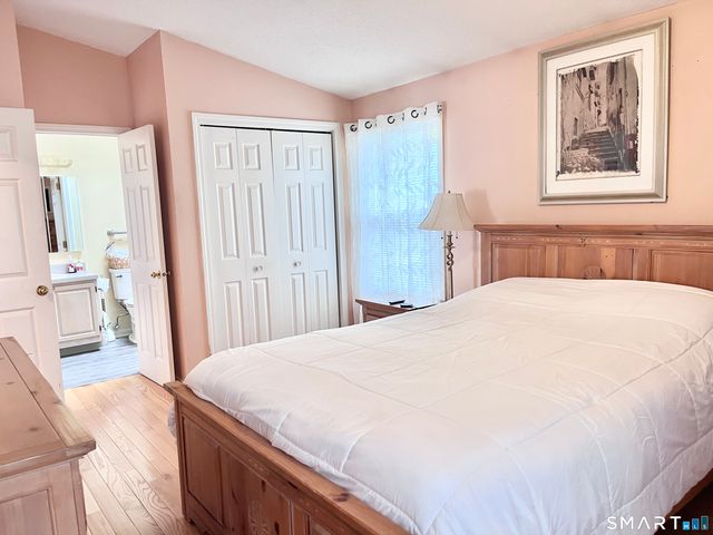 9 Brittany Lane, Naugatuck, CT 06770