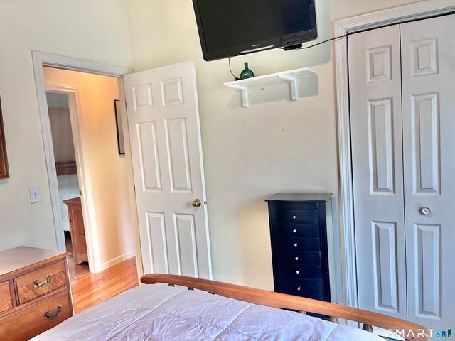 9 Brittany Lane, Naugatuck, CT 06770