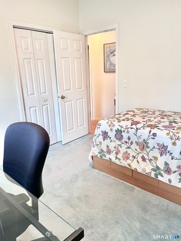 9 Brittany Lane, Naugatuck, CT 06770