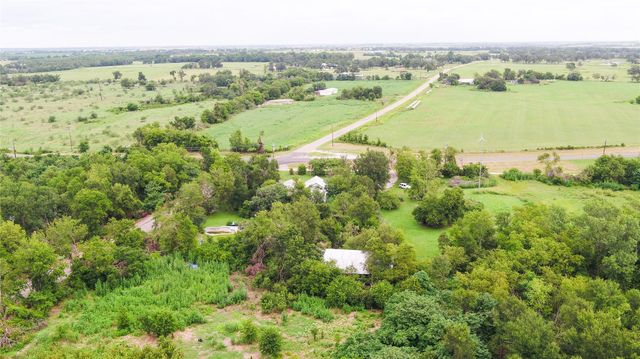 108 CR 240A, Cameron, TX 76520